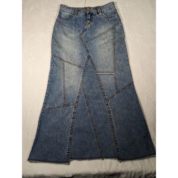 Union Bay Patchwork Jeans Skirt Light wash Sz S See Photos For Measurements - Picture 1 of 13